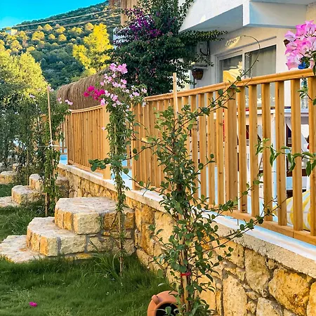 Alacati Barbarossa Отель Кешме