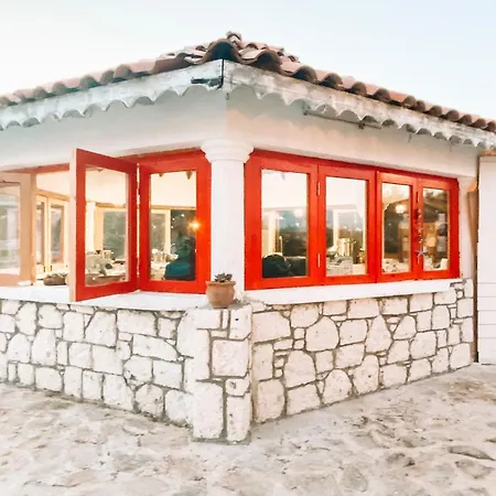 Alacati Barbarossa Кешме