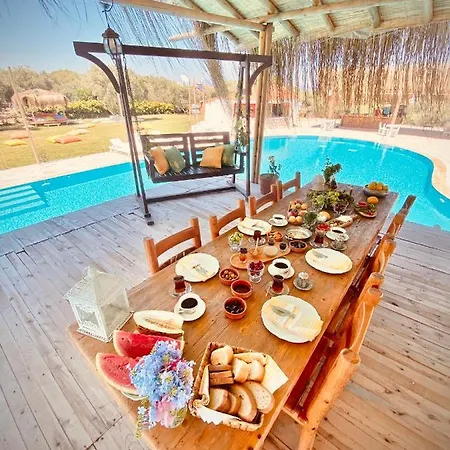 Alacati Barbarossa מלון 3*