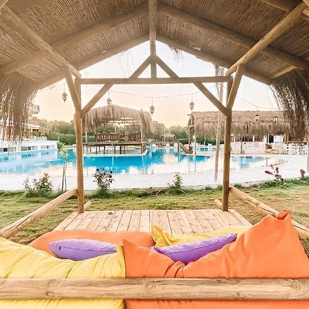 Alacati Barbarossa Отель