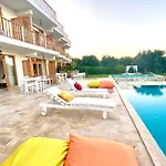 Alacati Barbarossa Hotel Çeşme